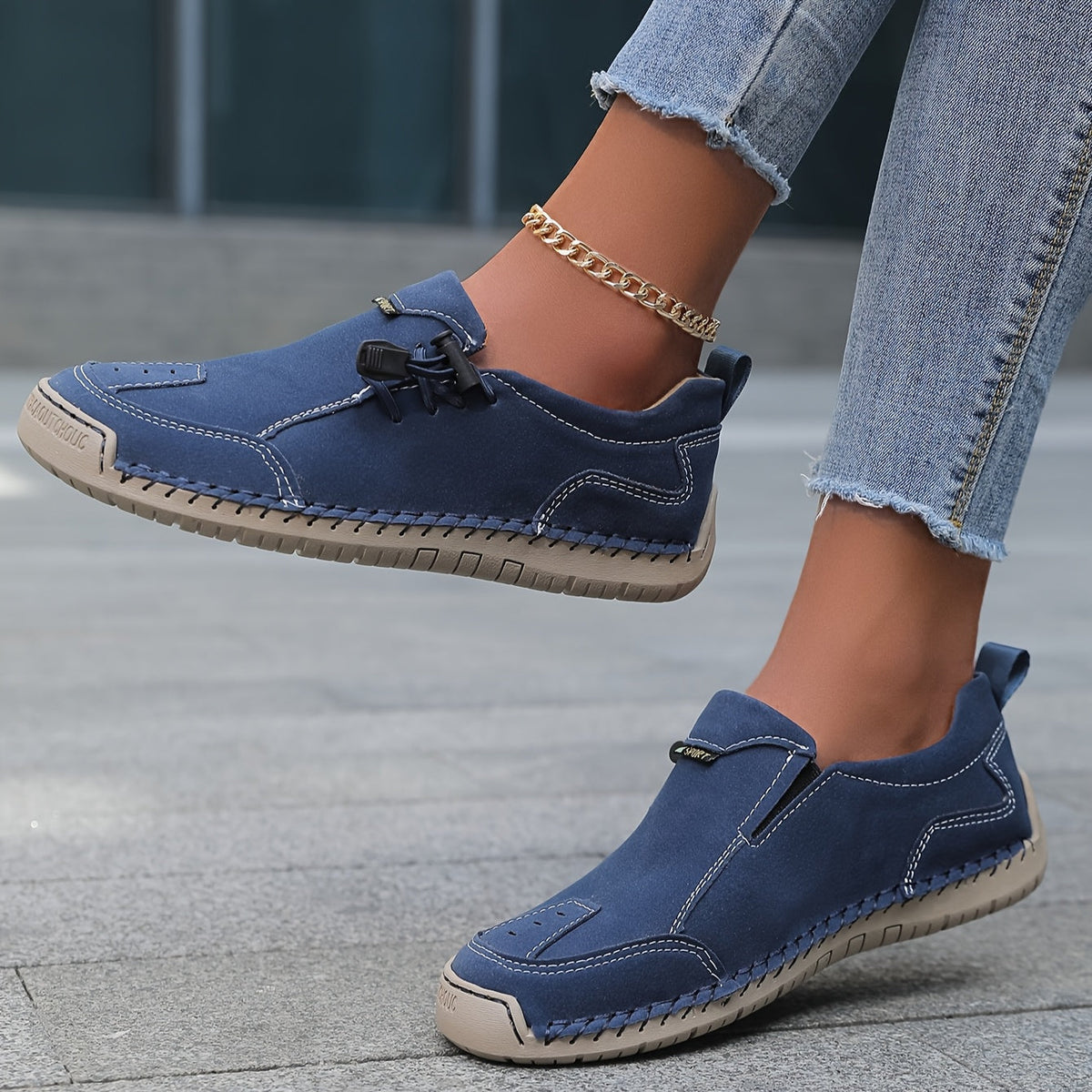 Lina – Comfort, Stability & Easy Dressing for Everyday