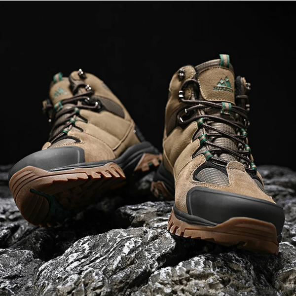 Hike Up Pro - Hiking Boots with Reinforced Toe Cap