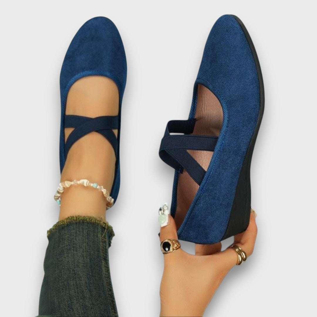 Arelia | Sandales compensées élégantes avec design croisé