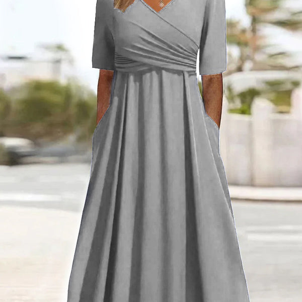 Pien - Robe Croisée à Manches Courtes.