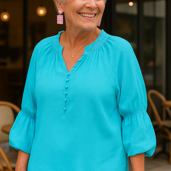 Idra Blouse – breezy comfort meets timeless style