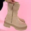  Beige