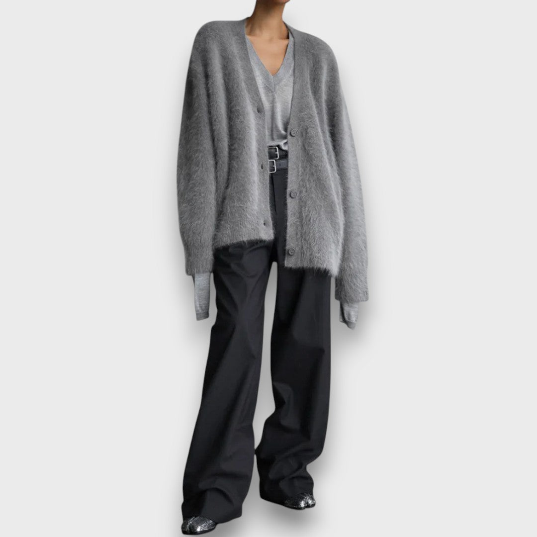 Laria – Cardigan Doux au Coup Classique