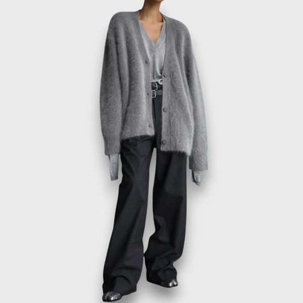 Laria – Cardigan Doux au Coup Classique