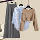  Ensemble trois pièces : pull couleur café + chemise bleue + pantalon large gris