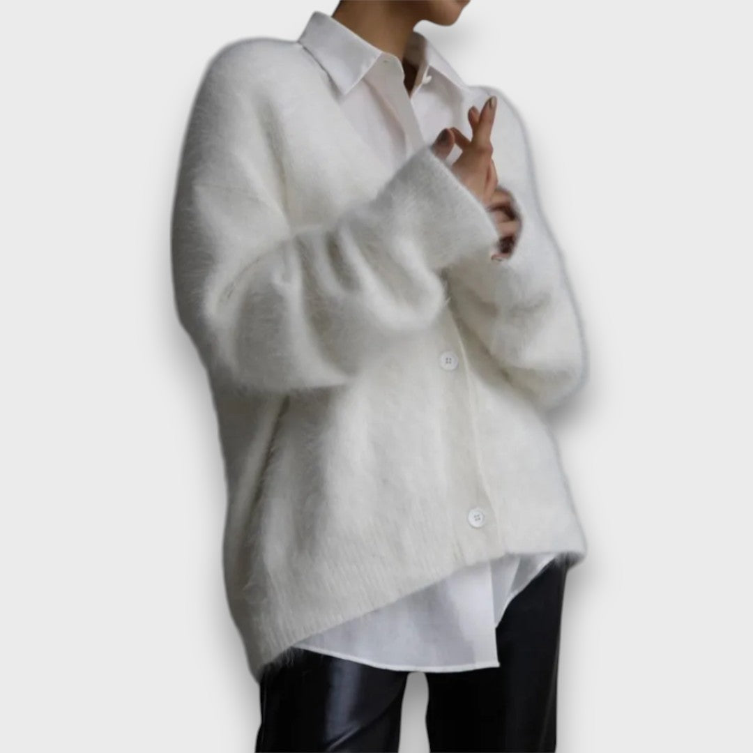 Laria – Cardigan Doux au Coup Classique