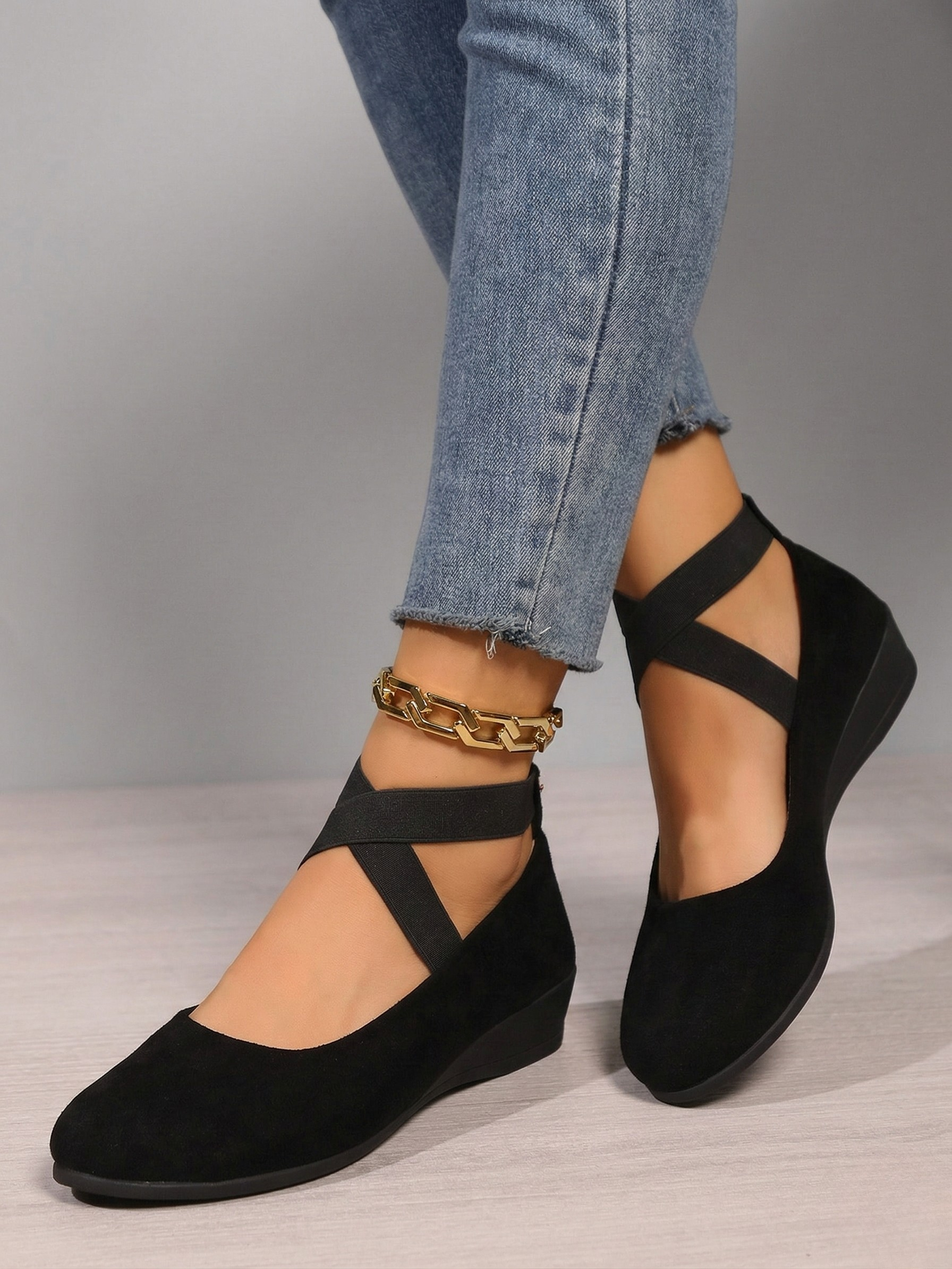 Calerinne | Closed Wedge Ballerina Shoes