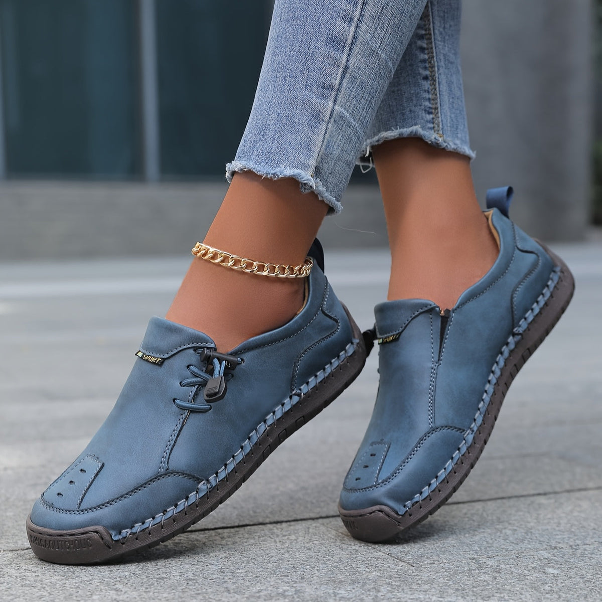 Lina – Comfort, Stability & Easy Dressing for Everyday