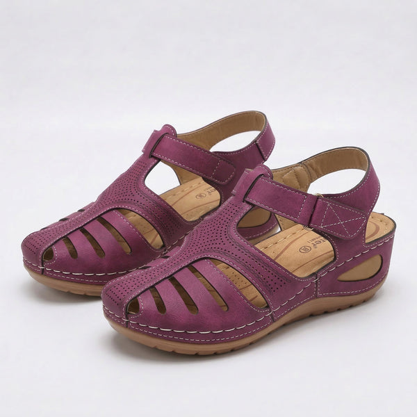 Leni – Comfort Sandals with Soft Elevation