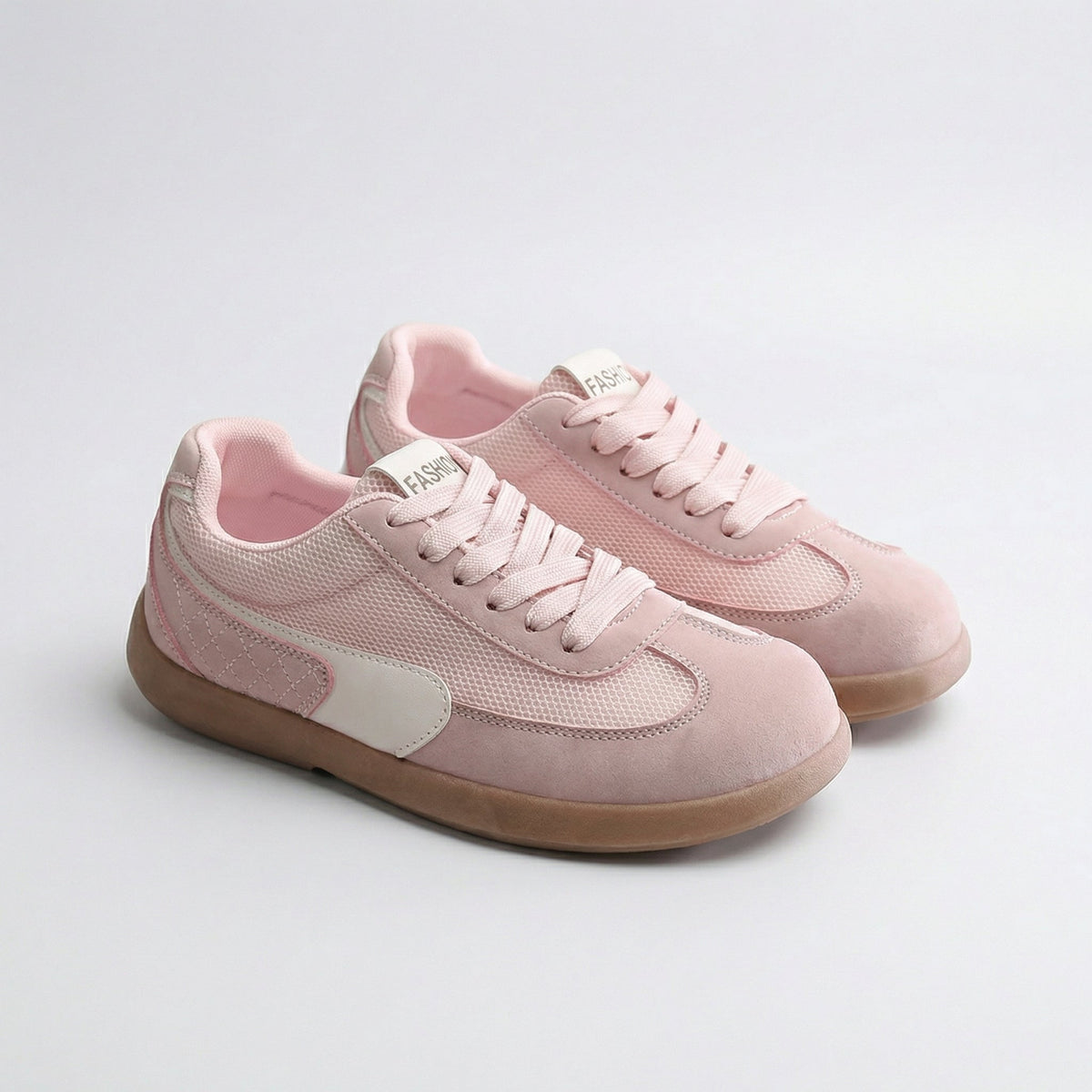 Sarah - Shoes with a Wide Toe Box