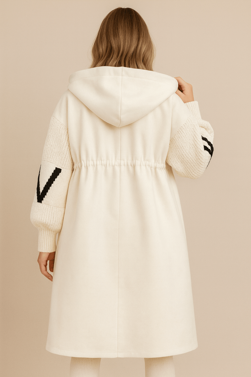 SELENE | MANTEAU LONG TRICOTÉ À CAPUCHE